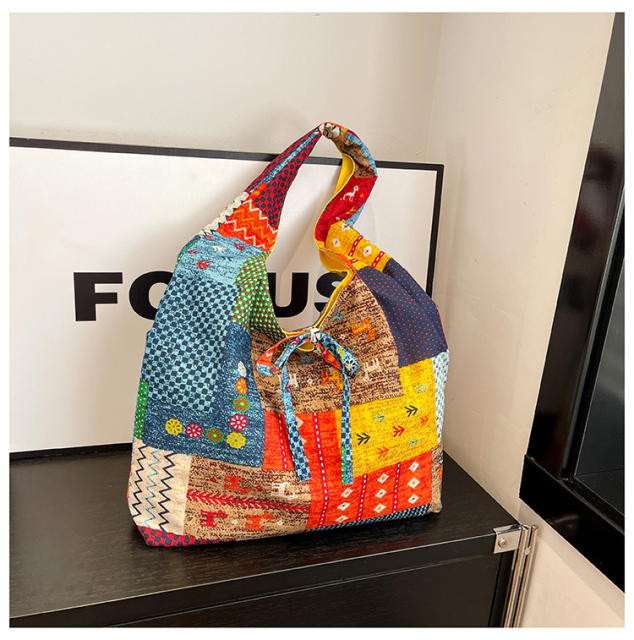 2025 Spring Ethnic Style Floral Patchwork Shoulder Bag Lazy Style Large Capacity Floral Square Tote Bag for Women