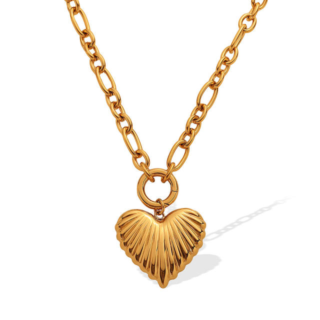 18KG chunky heart pendant stainless steel necklace
