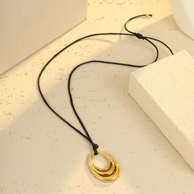 Titanium steel geometric oval hollow pendant stainless steel necklace