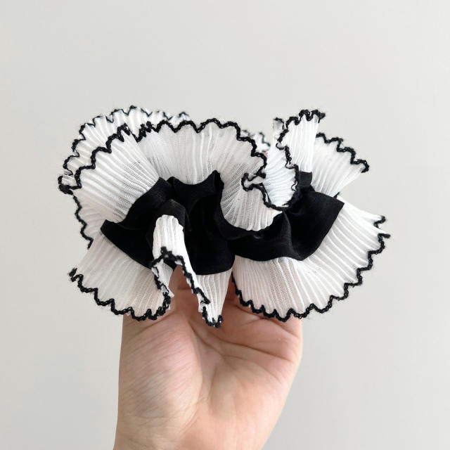 French Sweet  Lace Large Intestine scrunchies