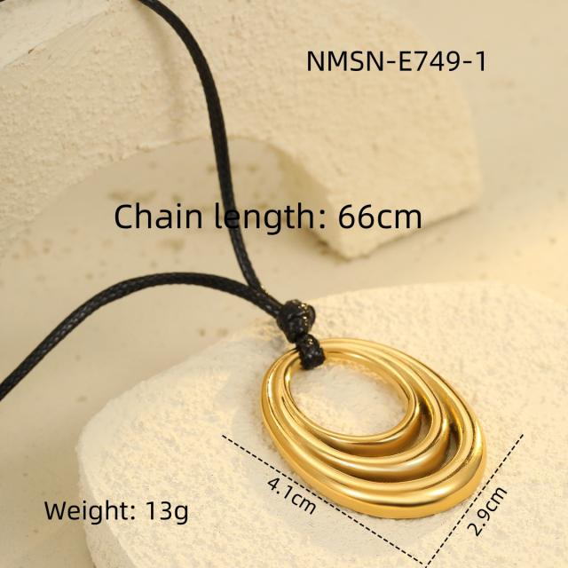 Titanium steel geometric oval hollow pendant stainless steel necklace