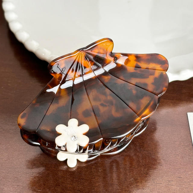Acetic Acid Plate Cute Grab Diamond fan shell hair claw clips