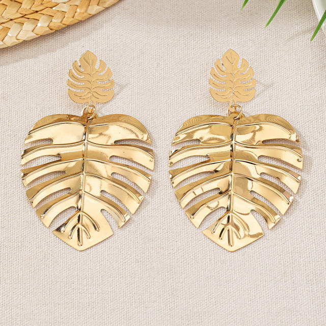 Personality Punk Metal Exaggerated Hollow Oversized Leaves Women's Earrings