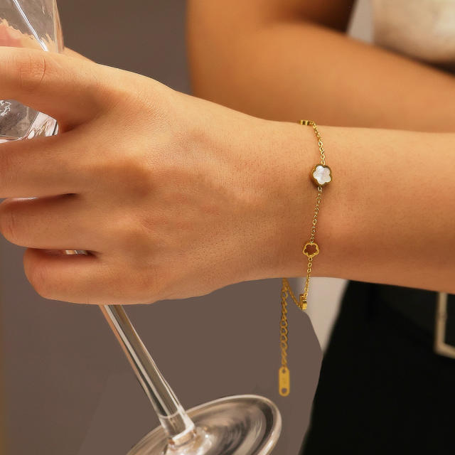 Elegaant five petal flower mother shell stainless steel bracelet