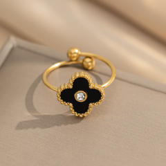 New Four-Leaf Clover Titanium Steel Ring