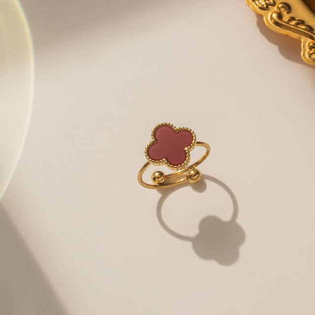 New Four-Leaf Clover Titanium Steel Ring