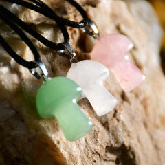 2025 Spring Design Natural Stone Mushroom Pendant Necklace