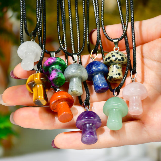 2025 Spring Design Natural Stone Mushroom Pendant Necklace