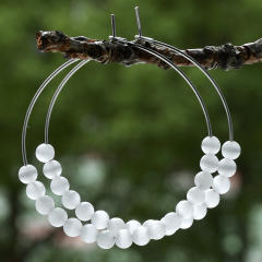 White cat eye