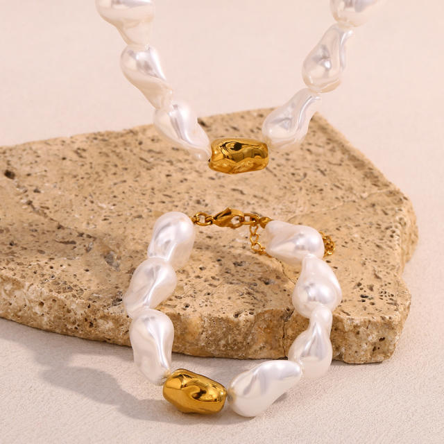 Vintage Stainless Steel Plated 18K Gold Baroque Imitation Pearl Bracelet Necklace for Women