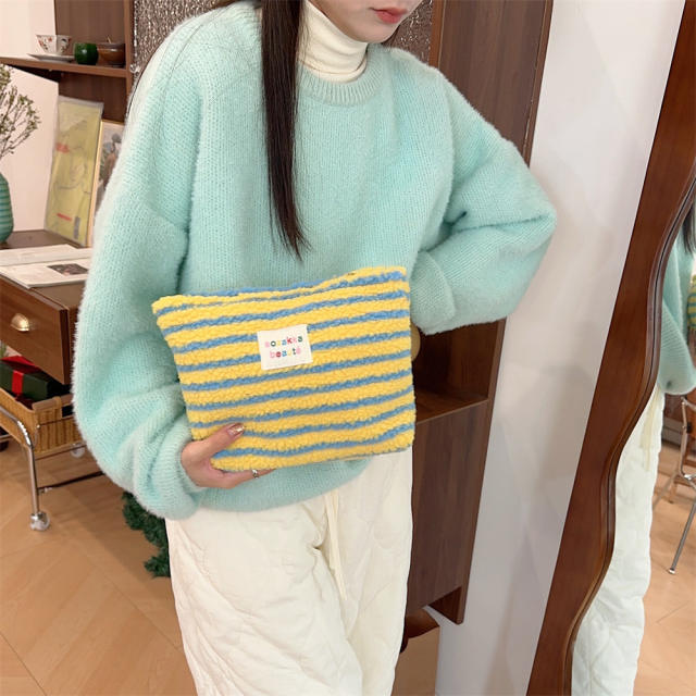 Ins style plush cosmetic bag color polka dot large capacity travel skin care cosmetics storage bag