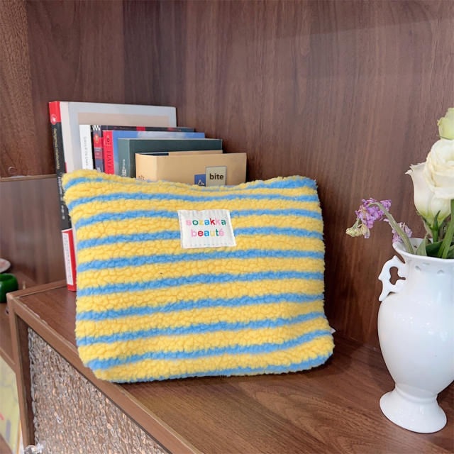Ins style plush cosmetic bag color polka dot large capacity travel skin care cosmetics storage bag