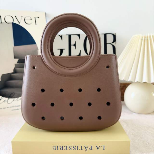 New ladies handbag cartoon love fashion round travel storage bag eva hole bag beach bag