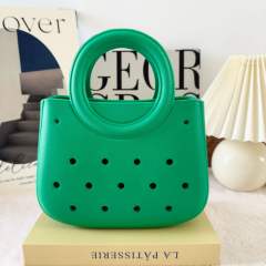 B3-green