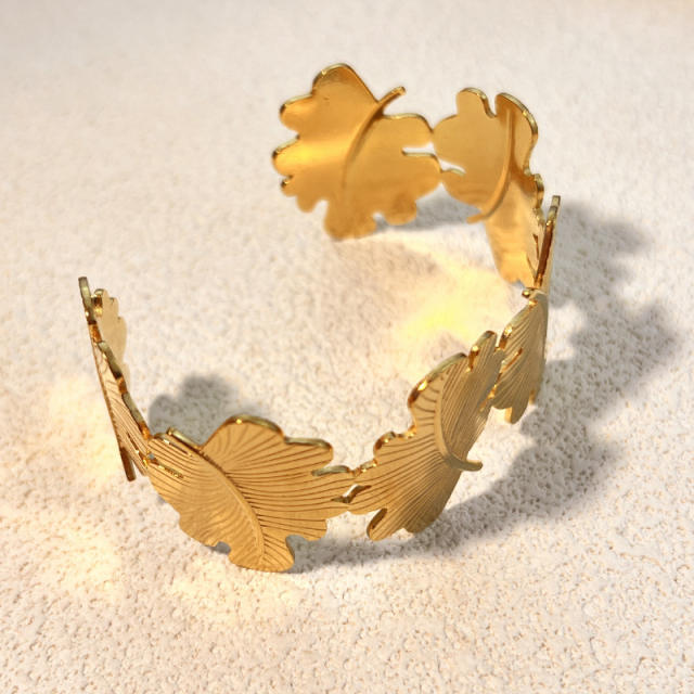 18KG geometric leaf stainless steel cuff bangle