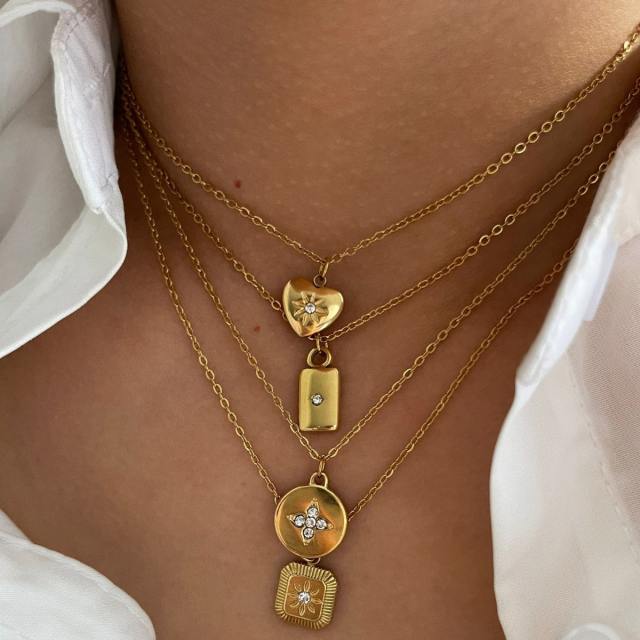 Dainty single diamond sttement heart block pendant stainless steel necklace