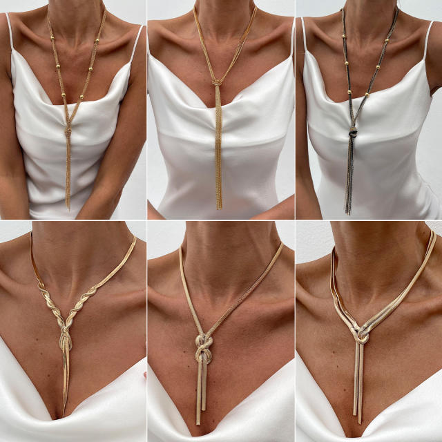 Hip-Hop Metallic Flat Snake Bone Chain Necklace Ins Cold Style Knot Chain necklace