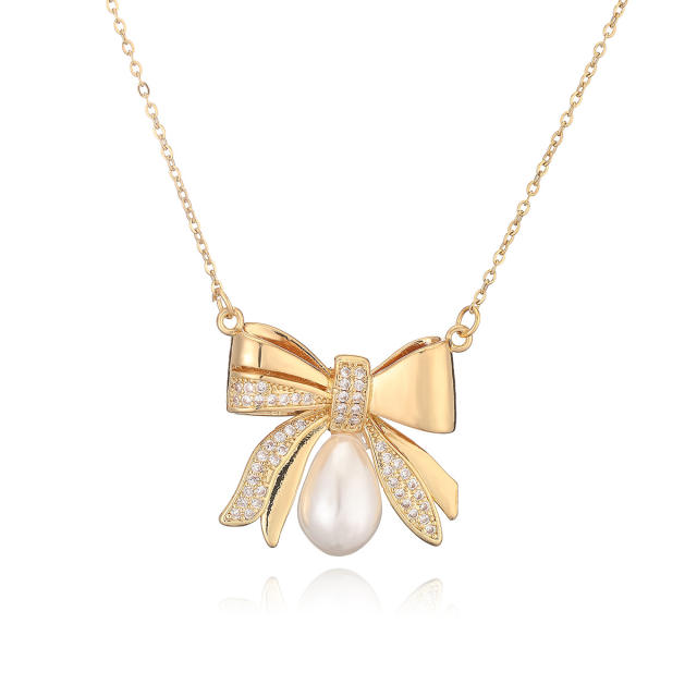 Hot Sale Copper Plated 18K Gold Zircon Bow Pearl Pendant Necklace