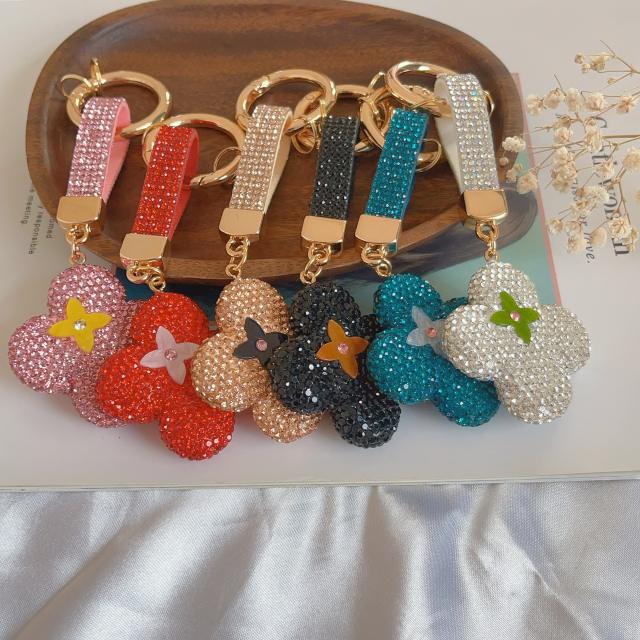 New creative diamond-encrusted four-leaf clover DIY keychain