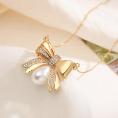 Hot Sale Copper Plated 18K Gold Zircon Bow Pearl Pendant Necklace