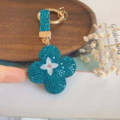 New creative diamond-encrusted four-leaf clover DIY keychain