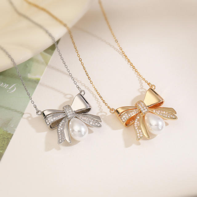 Hot Sale Copper Plated 18K Gold Zircon Bow Pearl Pendant Necklace