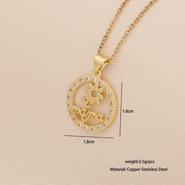 Letter mom Heart-shaped Light Luxury pendant stainless steel chain necklace