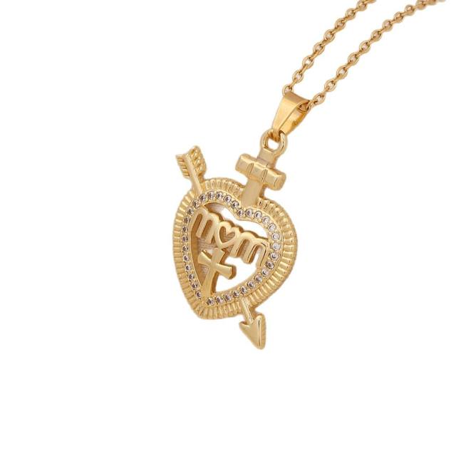 Letter mom Heart-shaped Light Luxury pendant stainless steel chain necklace
