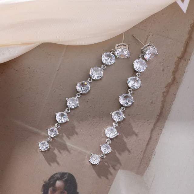 Zircon Diamond Embedded Flower Leaf Tassel Earrings Women's Artistic Baroque Court Style Earring Jewelry