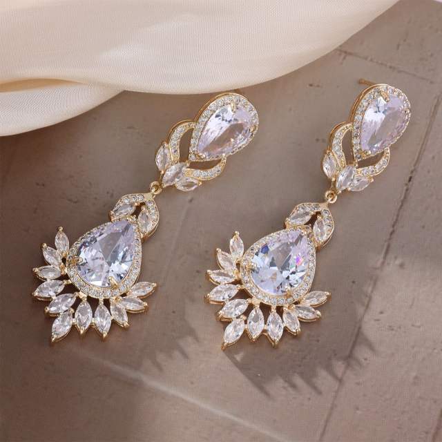Zircon Diamond Embedded Flower Leaf Tassel Earrings Women's Artistic Baroque Court Style Earring Jewelry