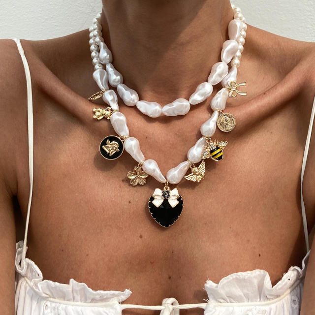 Baroque imitation pearl layer necklace large necklace