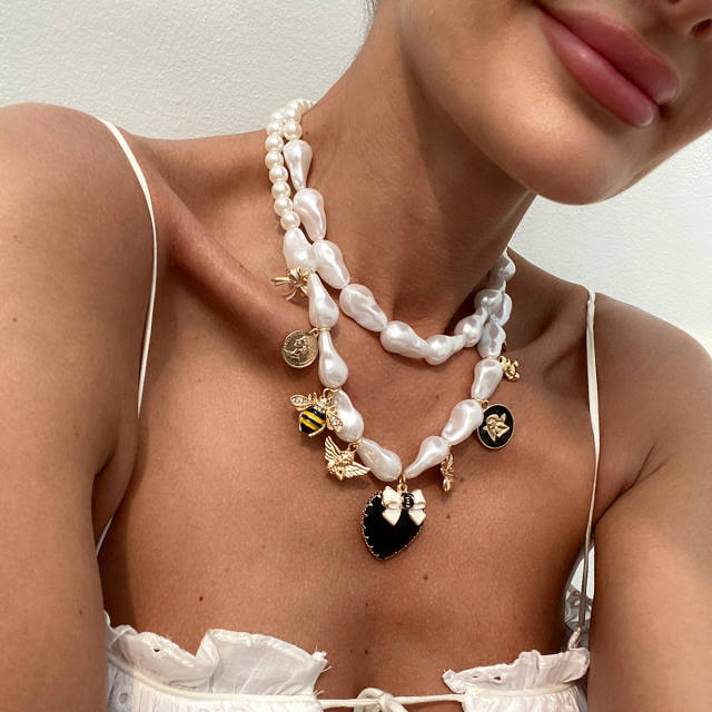 Baroque imitation pearl layer necklace large necklace