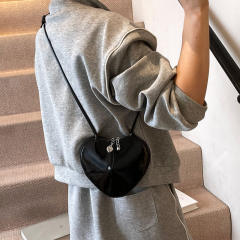 Unique Y2K laser heart bag crossbody bag
