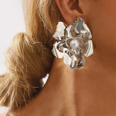 Chunky gold silver metal flower big choker necklace earrings set