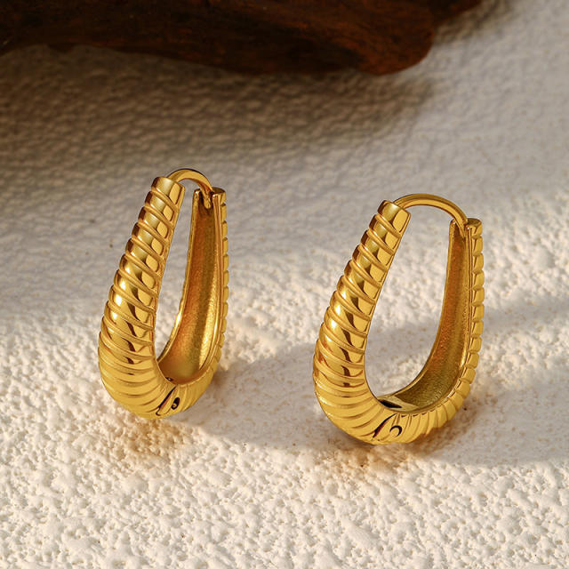 Chunky 925 needle gold color stainless steel earrings huggie earrings
