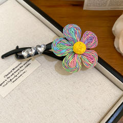 Small fresh raffia woven flower hair clip