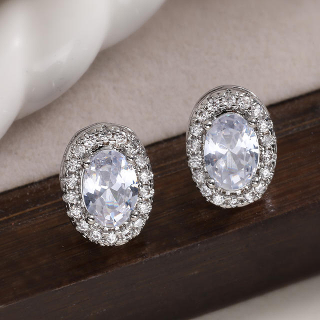 Simple oval shape cubic zircon diamond earrings