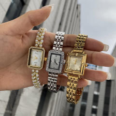 Luxury stainless steel band quartz watch for women