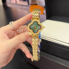 New four-leaf clover star full diamond dial fashion ladies steel band watch