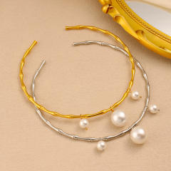 Exaggerated Pearl Pendant stainless steel necklace choker