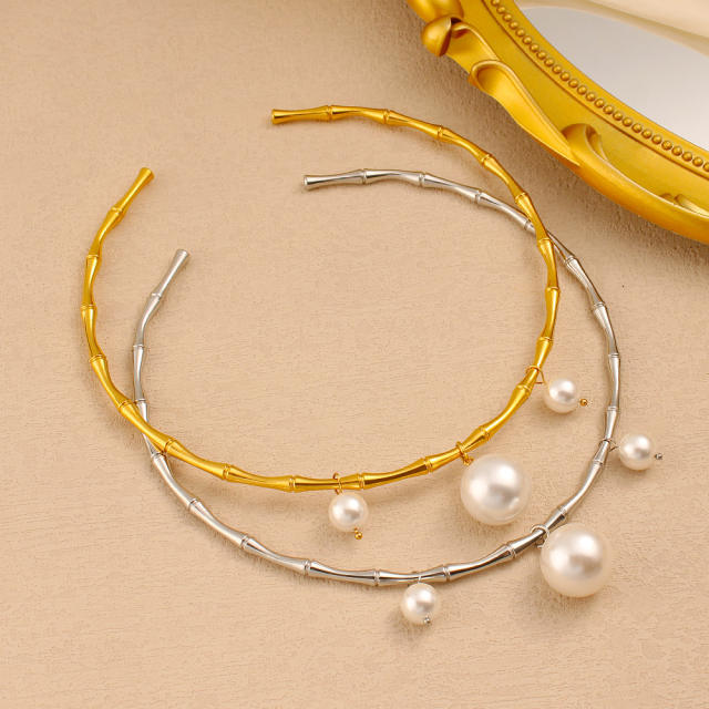 Exaggerated Pearl Pendant stainless steel necklace choker