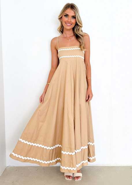 Women's summer new fashion temperament long lace stitching tea break sling dress