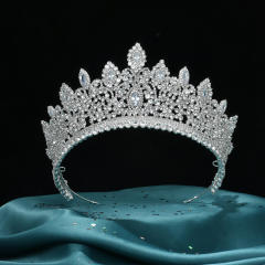 Luxury silver color cubic zircon inlaid wedding crown