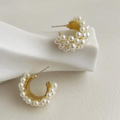 C- shaped pearl earrings female S925 needle simple personalized ear jewelry