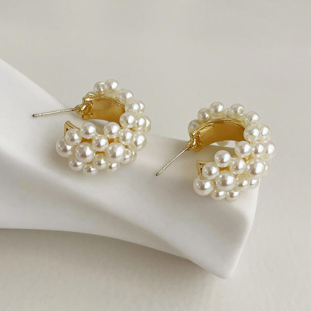 C- shaped pearl earrings female S925 needle simple personalized ear jewelry
