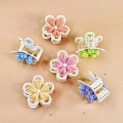 2025 Frosted Three-Dimensional Flower Hair claw clips for summer