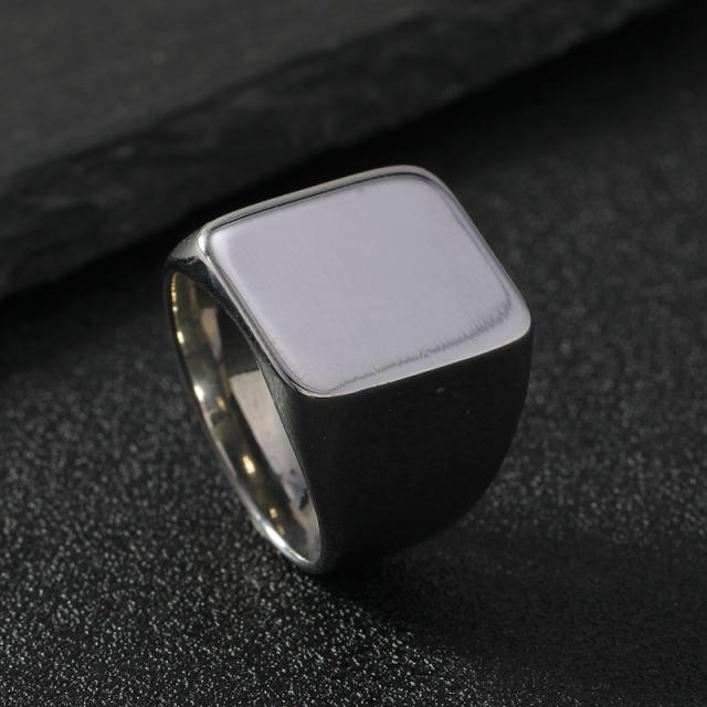 Fashion titanium steel men's ring simple casting bright square ring