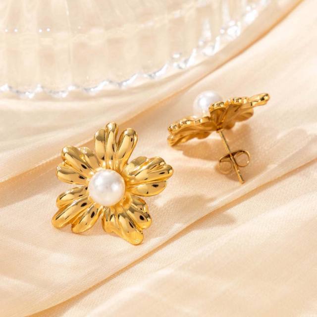 French flower pearl bead stainless steel earrings