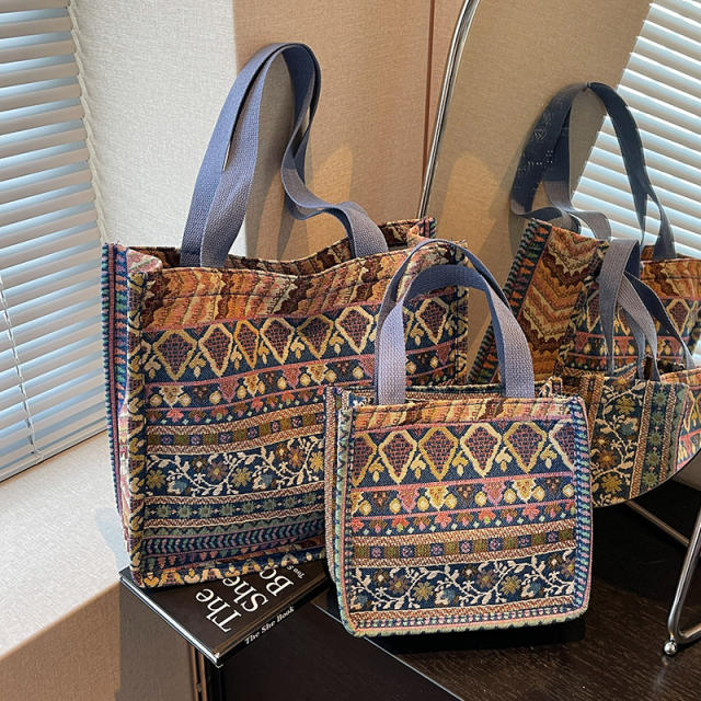 Ethnic Shoulder Bag 2025 New Bohemian Tote Bag Resort Handbag Women's Trendy Bag