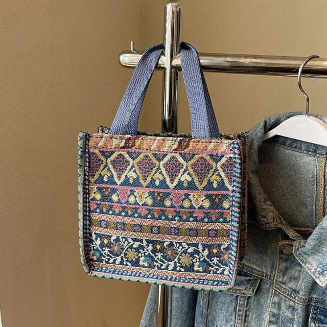 Ethnic Shoulder Bag 2025 New Bohemian Tote Bag Resort Handbag Women's Trendy Bag